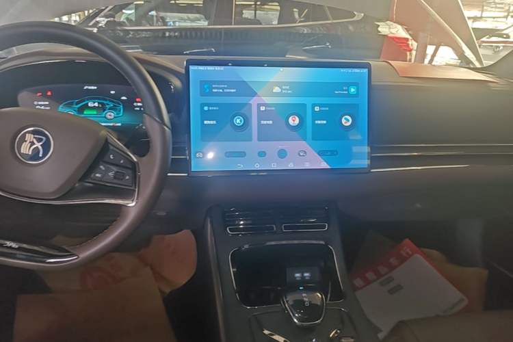 Used BYD Han 2020 DM Four-Wheel Drive Performance Edition Luxury Model Audio And AC Panel