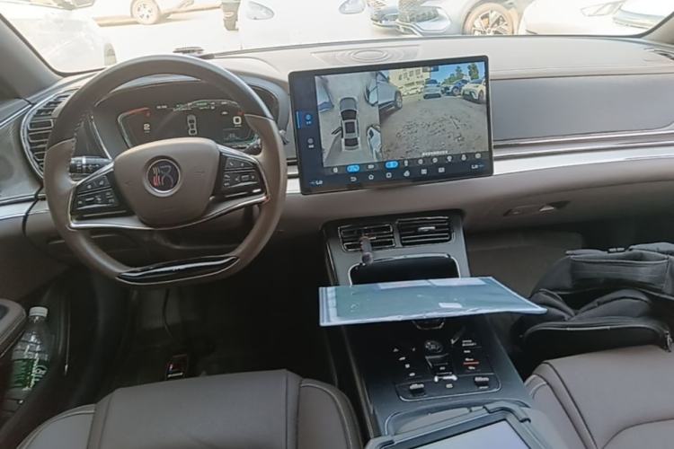 Used BYD Han 2020 EV Long-Range Luxury Model Center Console