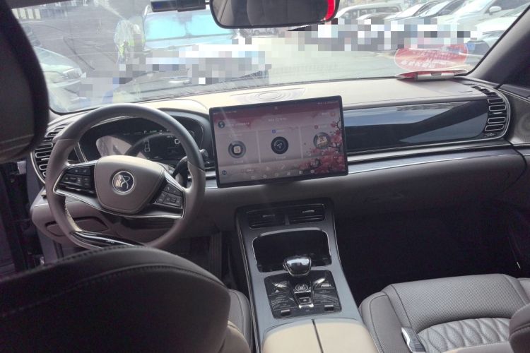Used BYD Han 2020 EV Long-Range Deluxe Model Center Console