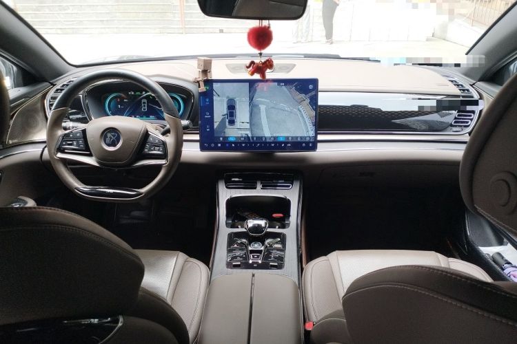 Used BYD Han 2020 EV Long-Range Deluxe Model Center Console