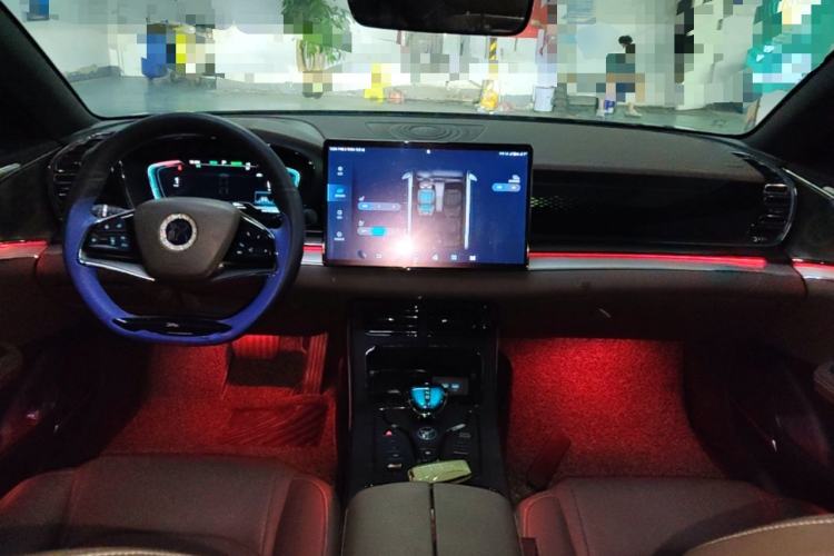 Used BYD Han 2020 EV Long-Range Luxury Model Center Console