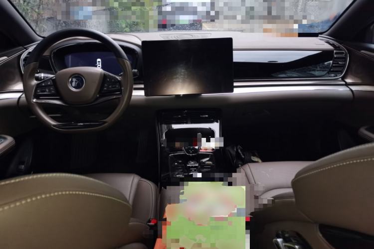 Used BYD Han 2020 DM Four-Wheel Drive Performance Edition Luxury Model Center Console