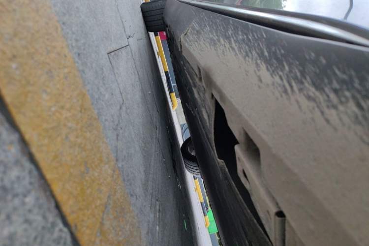 Used BYD Han 2020 EV Four-Wheel Drive High-Performance Flagship Model Chassis Front Right