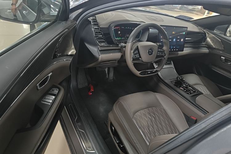 Used BYD Han 2020 DM Four-Wheel Drive Performance Edition Prestige Model Driver Seat
