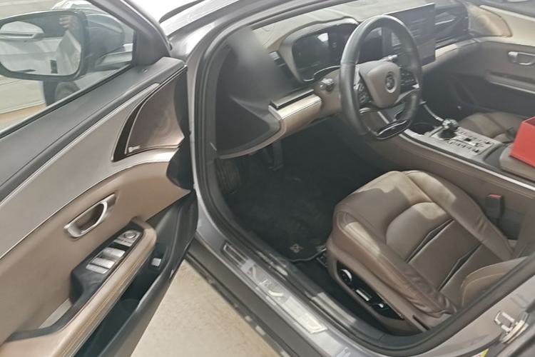 Used BYD Han 2020 EV Long-Range Luxury Model Driver Seat