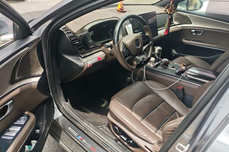 Used BYD Han 2020 EV Long-Range Luxury Model Driver Seat