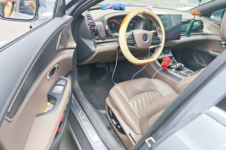 Used BYD Han 2020 EV Four-Wheel Drive High-Performance Flagship Model Driver Seat