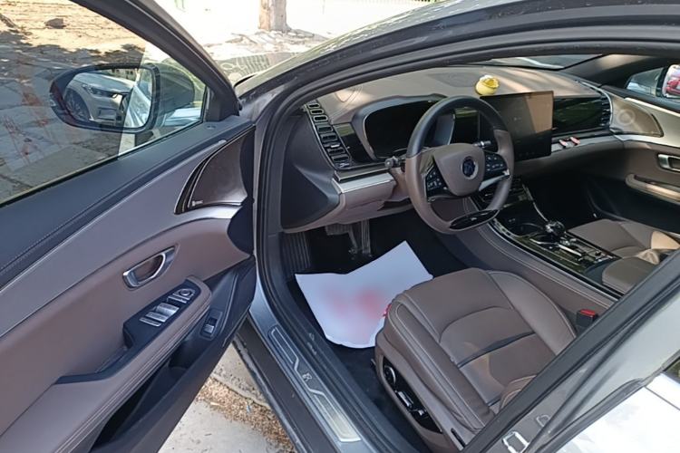Used BYD Han 2020 EV Long-Range Luxury Model Driver Seat