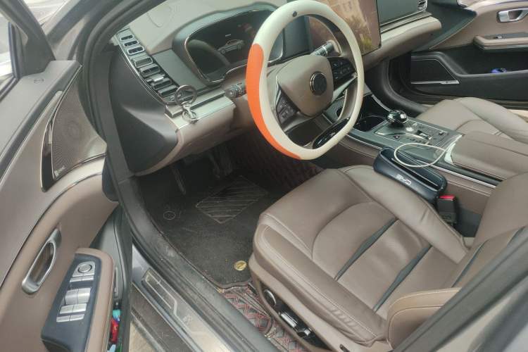 Used BYD Han 2020 EV Long-Range Luxury Model Driver Seat