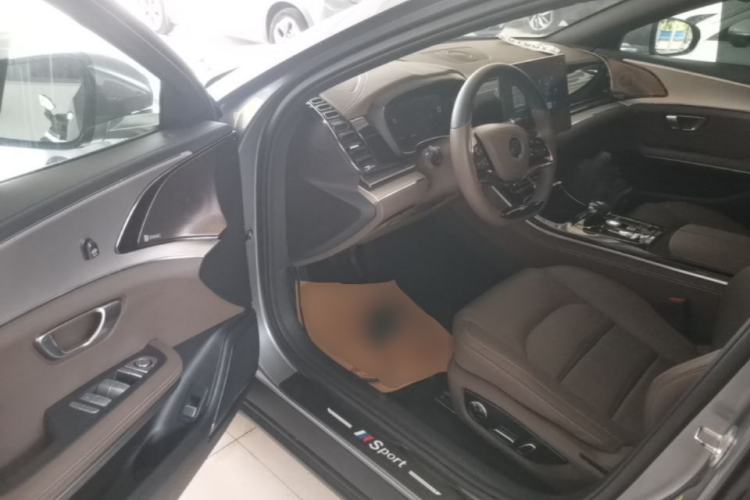 Used BYD Han 2020 EV Long-Range Luxury Model Driver Seat