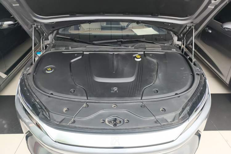 Used BYD Han 2020 EV Four-Wheel Drive High-Performance Flagship Model Engine Bay
