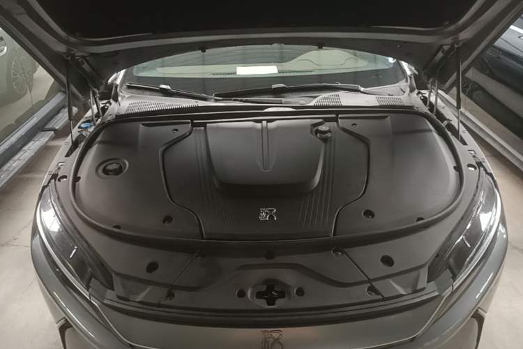 Used BYD Han 2020 EV Long-Range Luxury Model Engine Bay