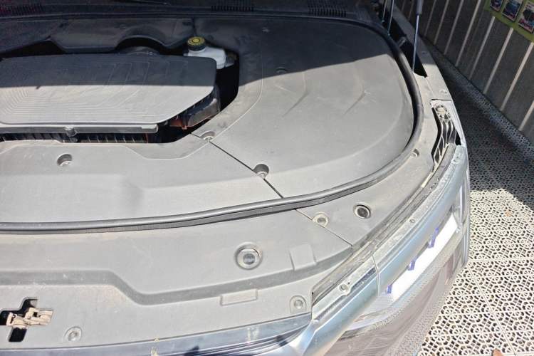 Used BYD Han 2020 DM Four-Wheel Drive Performance Edition Luxury Model Engine Bay Left