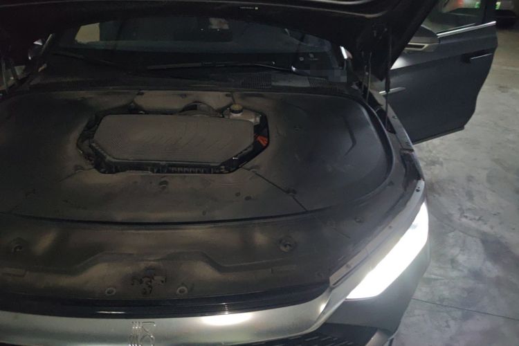 Used BYD Han 2020 DM Four-Wheel Drive Performance Edition Luxury Model Engine Bay Left
