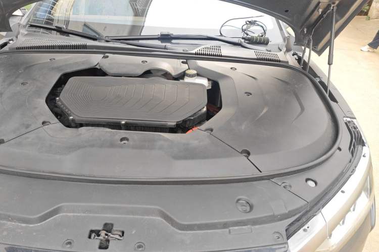 Used BYD Han 2020 DM Four-Wheel Drive Performance Edition Luxury Model Engine Bay Left