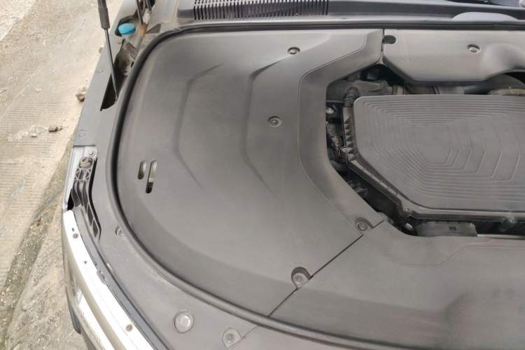 Used BYD Han 2020 DM Four-Wheel Drive Performance Edition Prestige Model Engine Bay Right