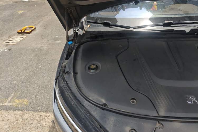 Used BYD Han 2020 EV Long-Range Luxury Model Engine Bay Right