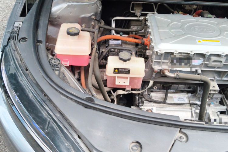 Used BYD Han 2020 EV Long-Range Luxury Model Engine Bay Right