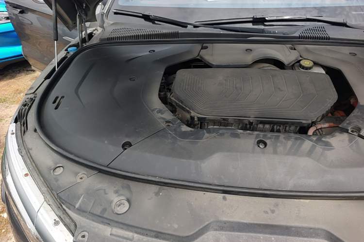 Used BYD Han 2020 DM Four-Wheel Drive Performance Edition Prestige Model Engine Bay Right