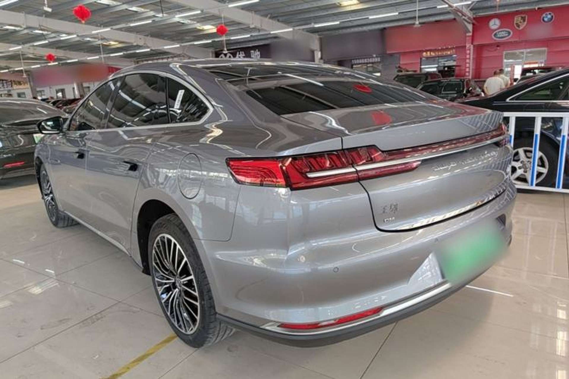 Used BYD Han 2020 DM Four-Wheel Drive Performance Edition Luxury Model Exterior 2