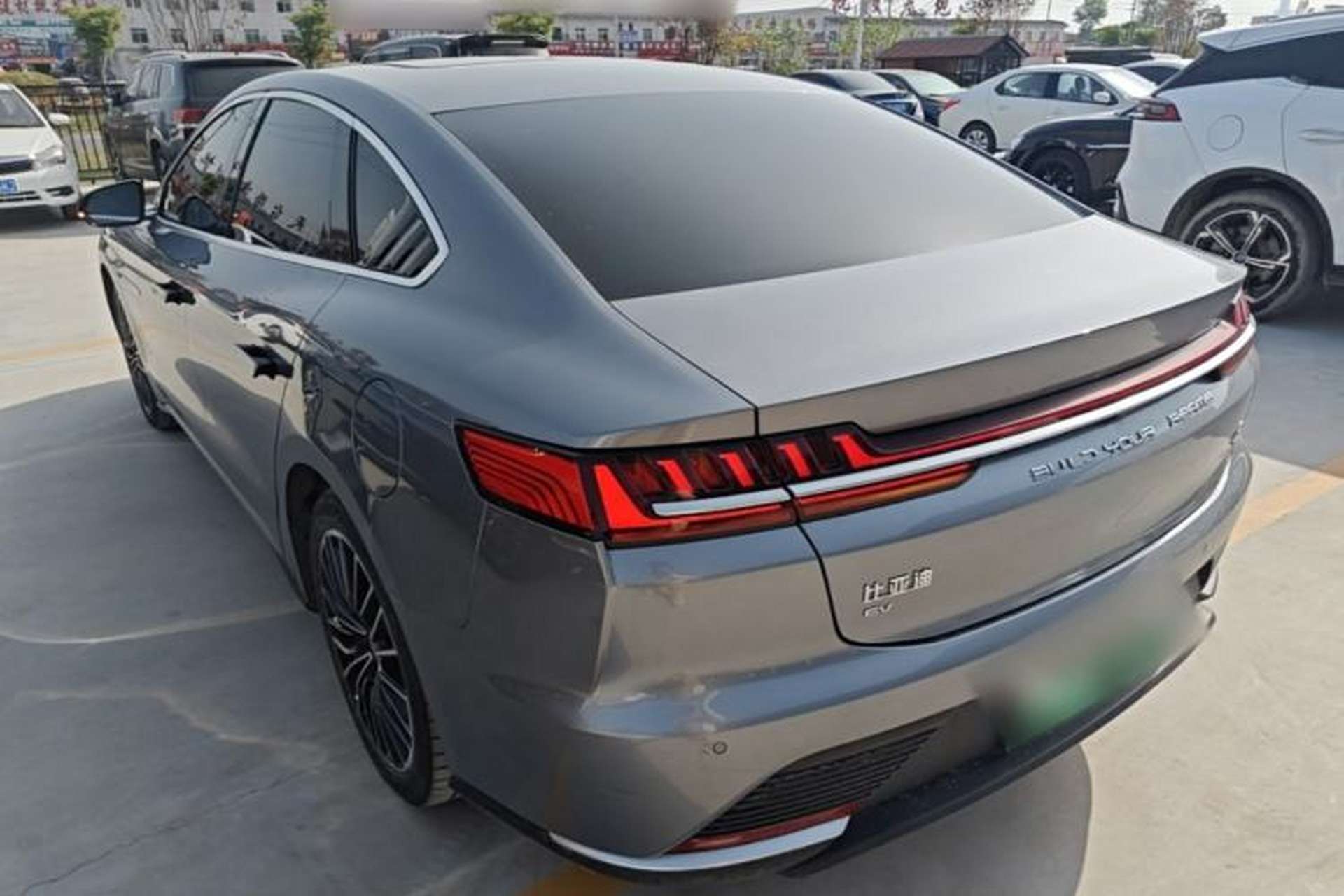 Used BYD Han 2020 EV Long-Range Luxury Model Exterior 2