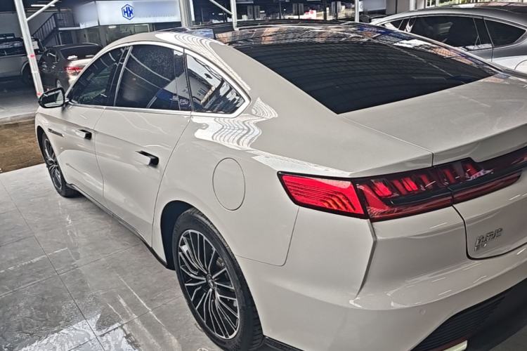 Used BYD Han 2020 EV Long-Range Luxury Model Exterior 2