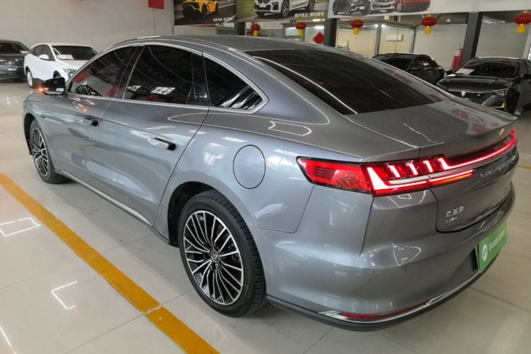 Used BYD Han 2020 DM Four-Wheel Drive Performance Edition Luxury Model Exterior 2