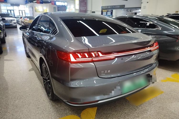 Used BYD Han 2020 DM Four-Wheel Drive Performance Edition Luxury Model Exterior 2