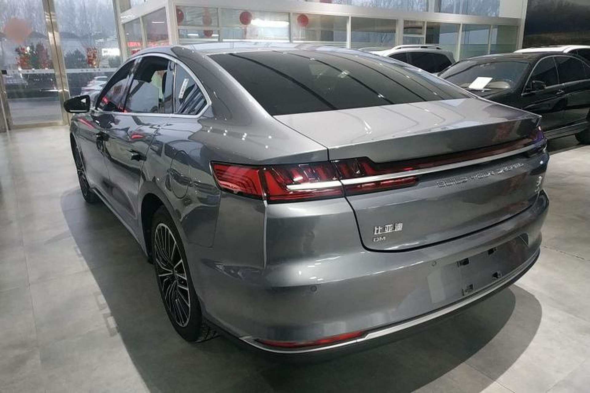 Used BYD Han 2020 DM Four-Wheel Drive Performance Edition Luxury Model Exterior 2