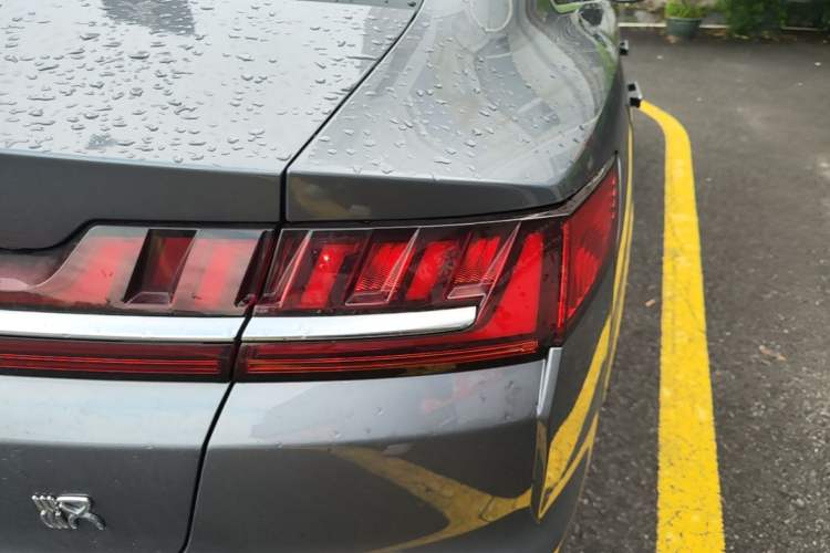 Used BYD Han 2020 EV Long-Range Deluxe Model Exterior 3