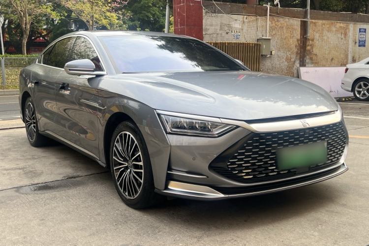Used BYD Han 2020 DM Four-Wheel Drive Performance Edition Luxury Model Exterior 3
