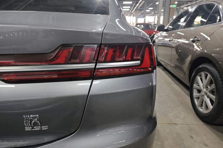 Used BYD Han 2020 EV Four-Wheel Drive High-Performance Flagship Model Exterior 3