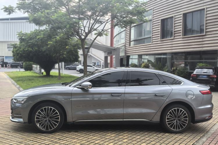 Used BYD Han 2020 DM Four-Wheel Drive Performance Edition Luxury Model Exterior 3