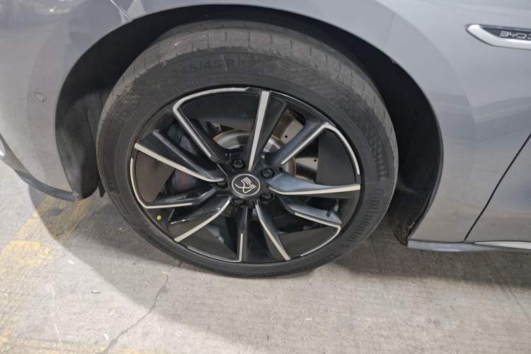 Used BYD Han 2020 EV Four-Wheel Drive High-Performance Flagship Model Exterior 4