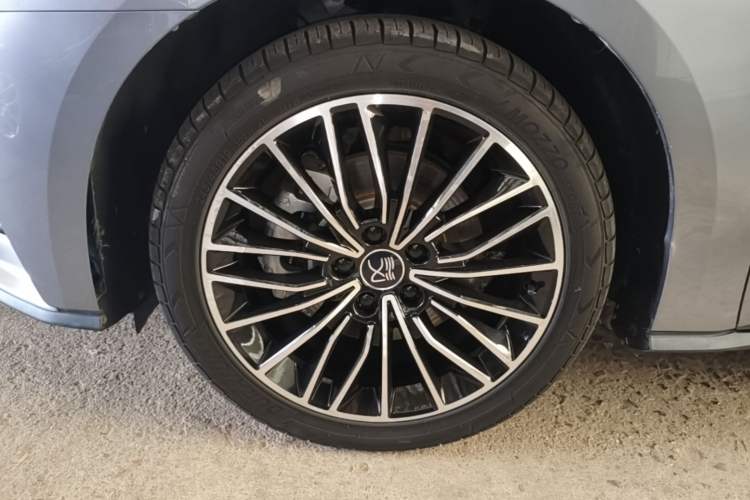 Used BYD Han 2020 DM Four-Wheel Drive Performance Edition Luxury Model Exterior 4
