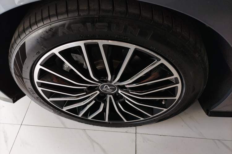 Used BYD Han 2020 EV Long-Range Luxury Model Exterior 4
