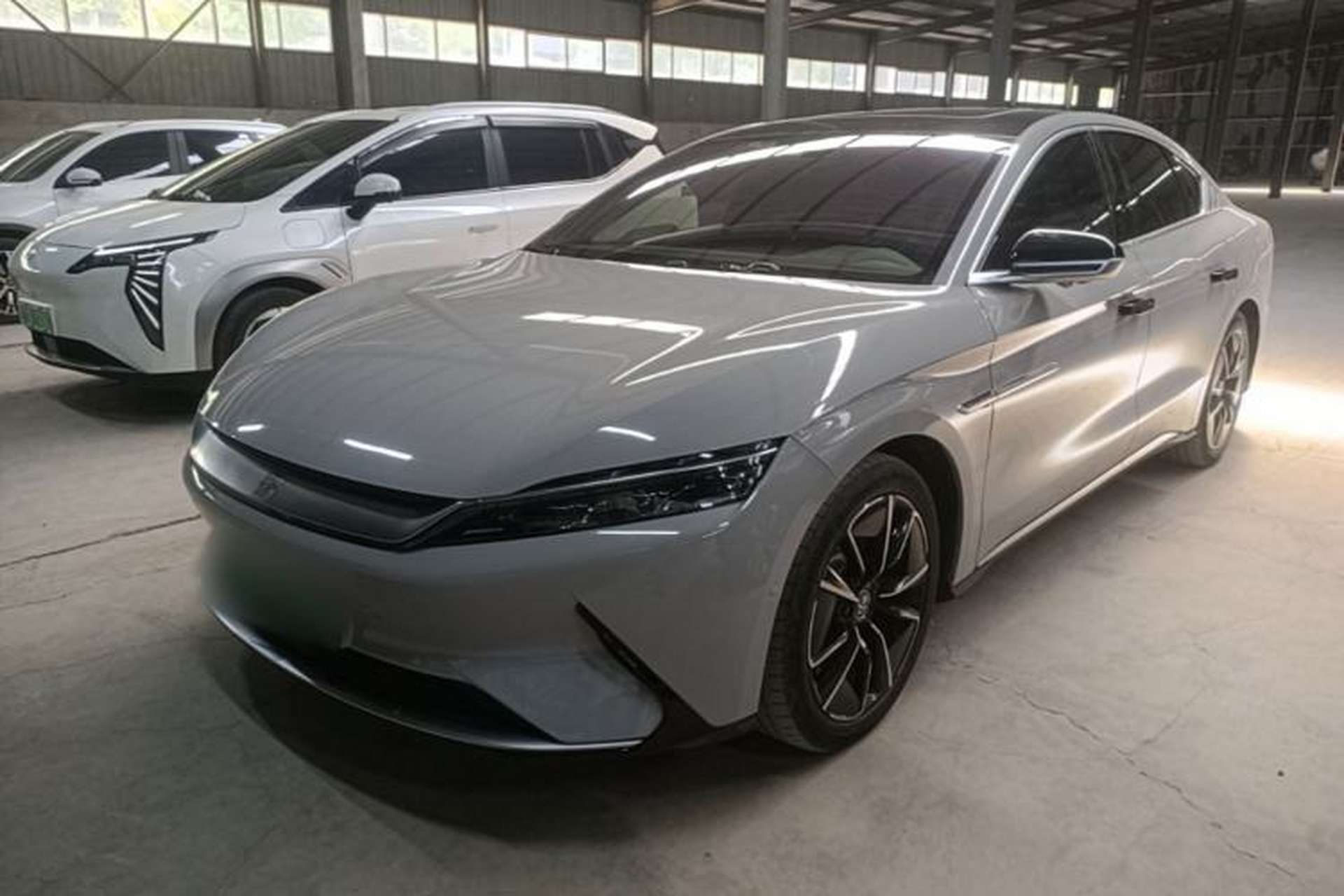 Used BYD Han 2020 EV Four-Wheel Drive High-Performance Flagship Model Front Left 45 Deg