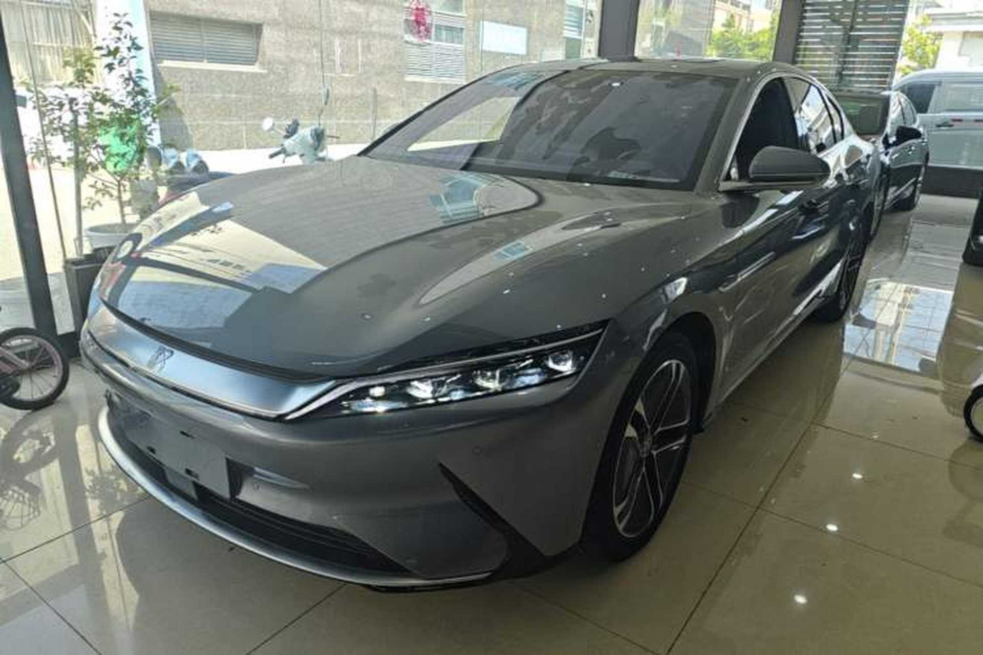 Used BYD Han 2020 EV Long-Range Deluxe Model Front Left 45 Deg