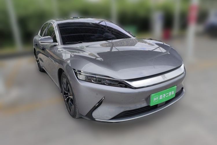 Used BYD Han 2020 EV Four-Wheel Drive High-Performance Flagship Model Front Right 45 Deg