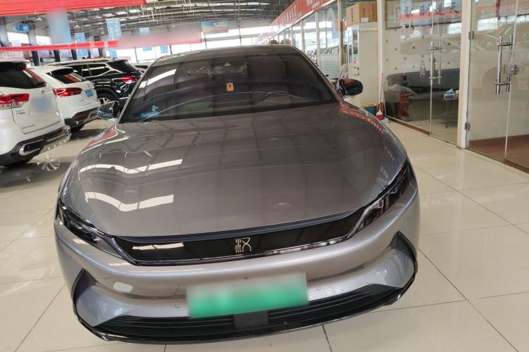 Used BYD Han 2020 EV Long-Range Deluxe Model Front Right 45 Deg