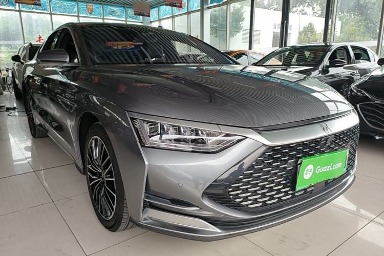 Used BYD Han 2020 DM Four-Wheel Drive Performance Edition Luxury Model Front Right 45 Deg