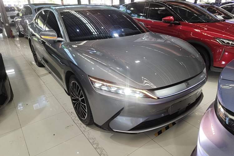 Used BYD Han 2020 EV Long-Range Deluxe Model Front Right 45 Deg