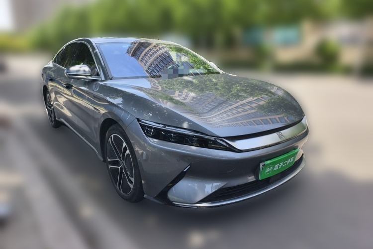 Used BYD Han 2020 EV Long-Range Deluxe Model Front Right 45 Deg
