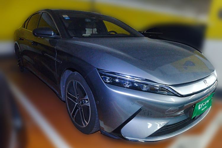 Used BYD Han 2020 EV Long-Range Deluxe Model Front Right 45 Deg