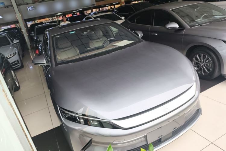 Used BYD Han 2020 EV Four-Wheel Drive High-Performance Flagship Model Front Right 45 Deg