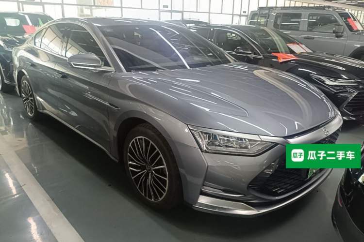 Used BYD Han 2020 DM Four-Wheel Drive Performance Edition Luxury Model Front Right 45 Deg