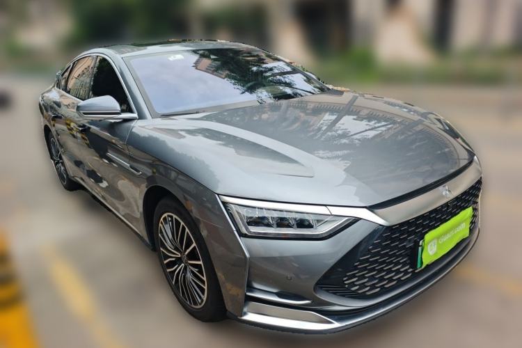 Used BYD Han 2020 DM Four-Wheel Drive Performance Edition Luxury Model Front Right 45 Deg