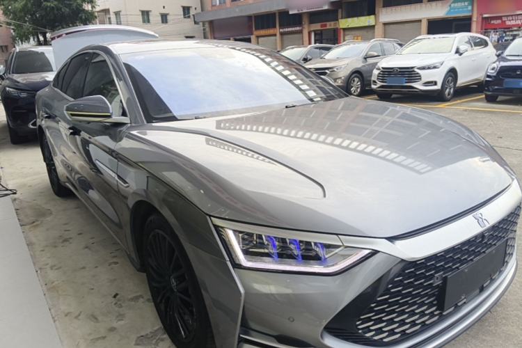 Used BYD Han 2020 DM Four-Wheel Drive Performance Edition Prestige Model Front Right 45 Deg