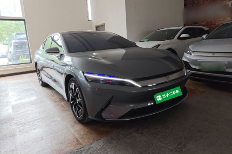Used BYD Han 2020 EV Four-Wheel Drive High-Performance Flagship Model Front Right 45 Deg