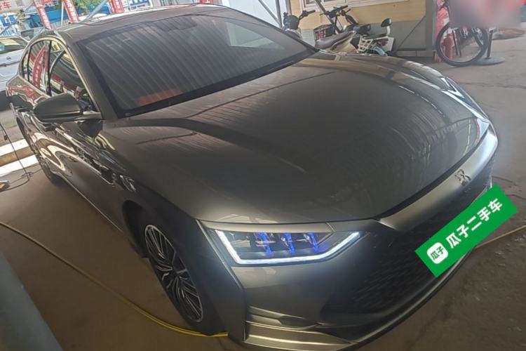 Used BYD Han 2020 DM Four-Wheel Drive Performance Edition Luxury Model Front Right 45 Deg